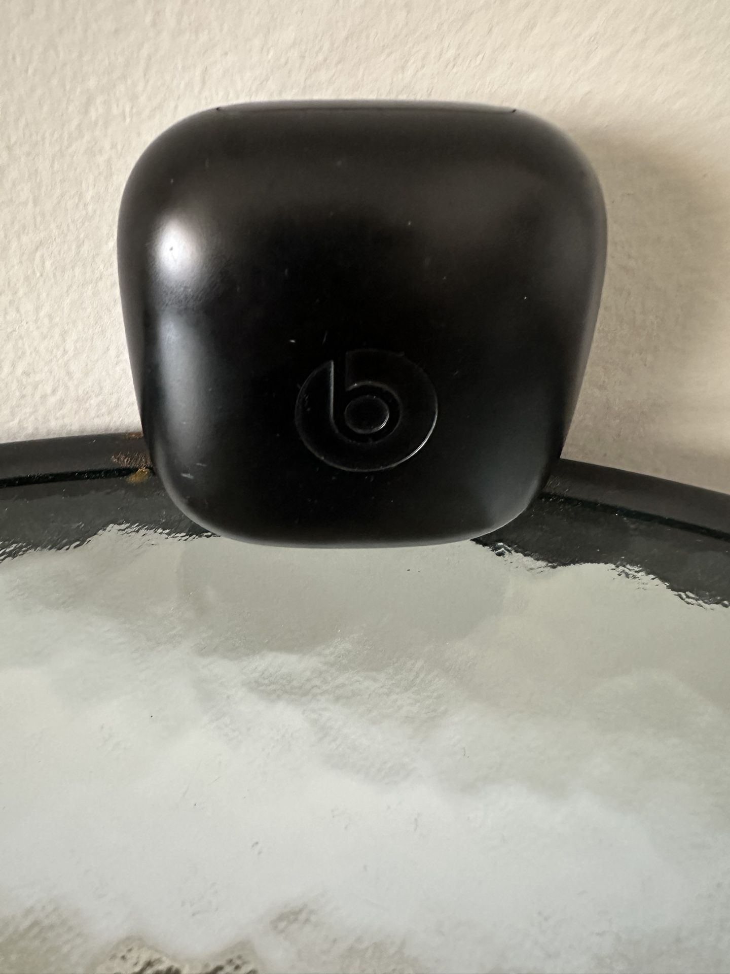 POWERBEATS PRO FUNCIONA PERFECTAMENTE PERDI EL LADO DERECHO