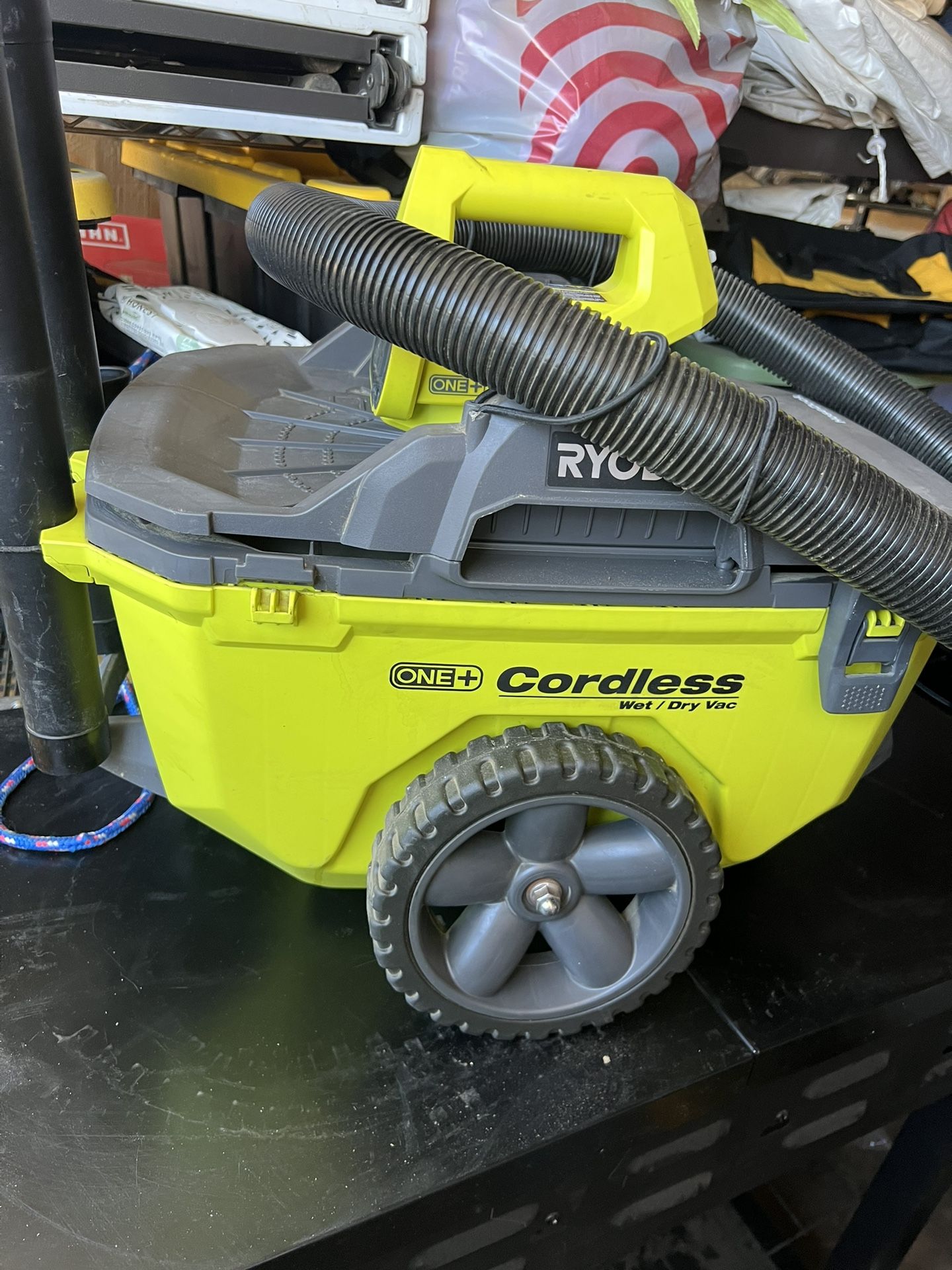 Ryobi Vacuum
