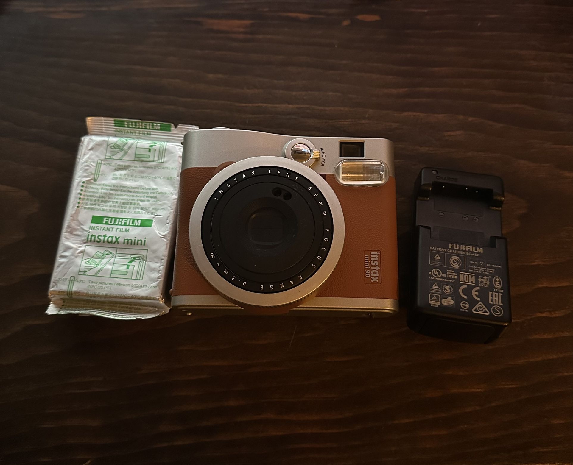 Fujifilm Instax Mini 90