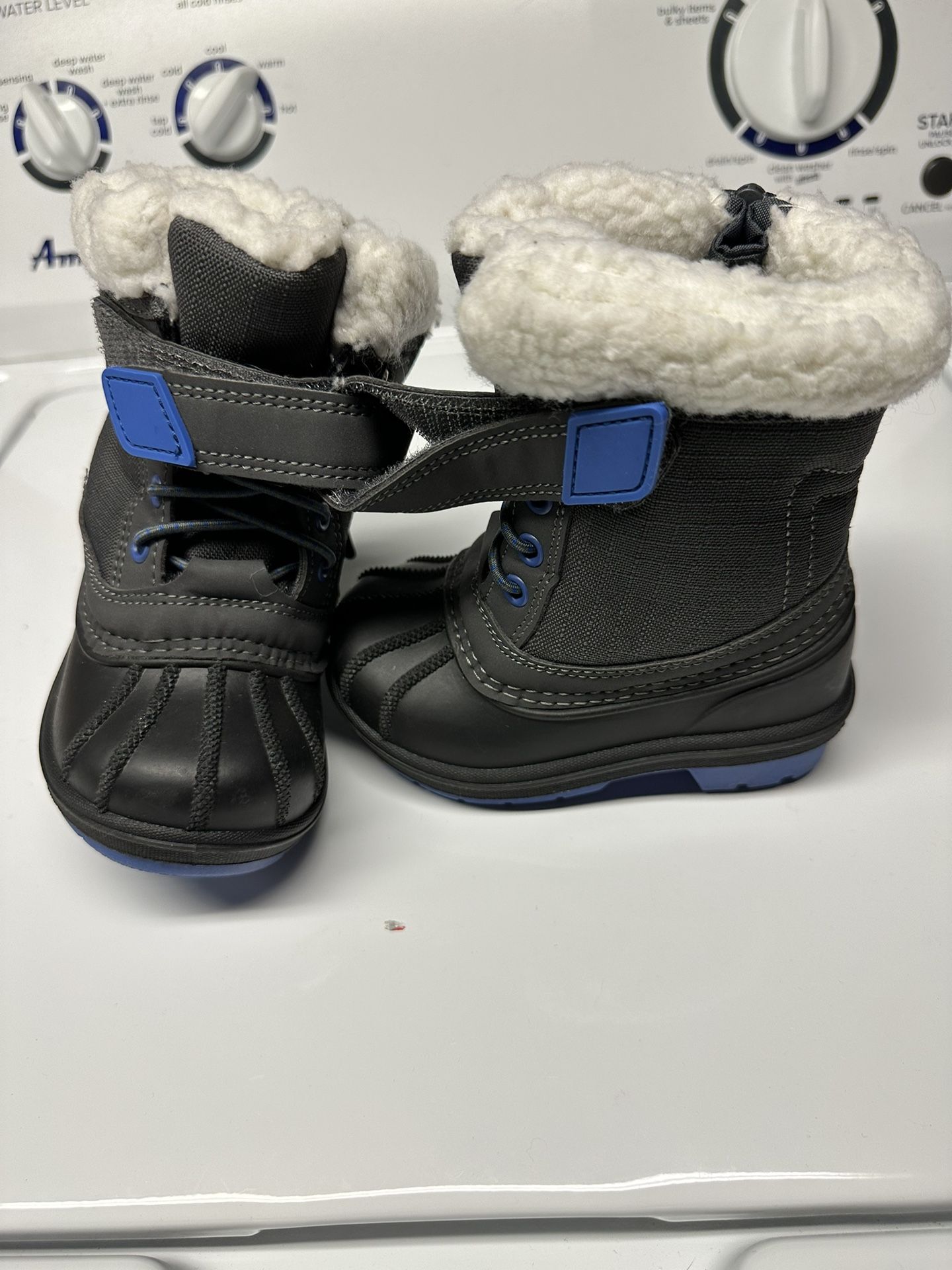 Cat And Jack Snow Boots Size 5