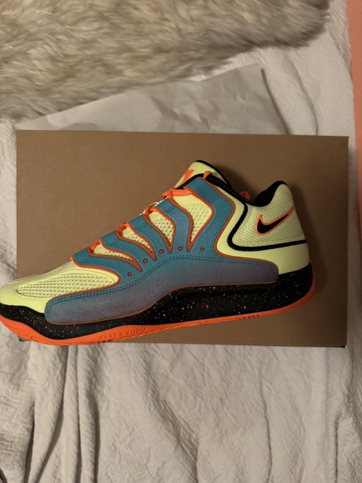 Nike KD18 Basketball Shoes
