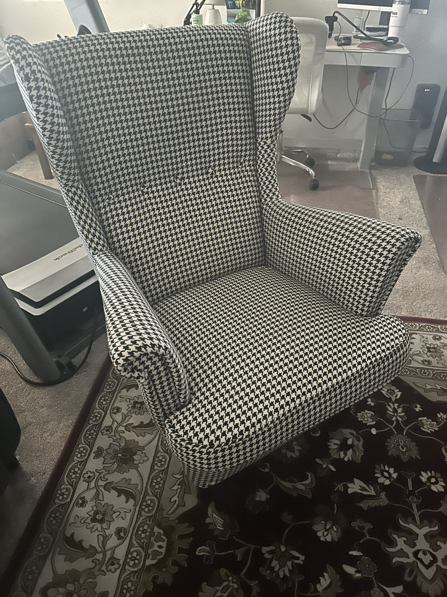 Chair, High Back Living Room Chair