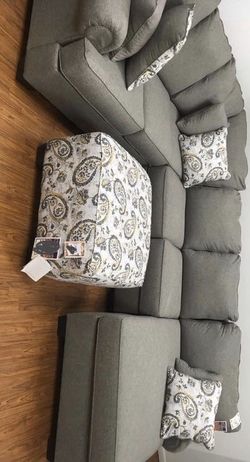 Renchen Pewter RAF Sectional -Couch -Living Room Set