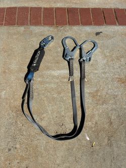 Double harness lanyard