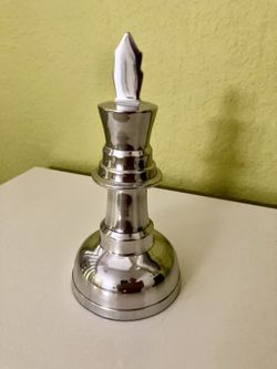 Chess sculpture