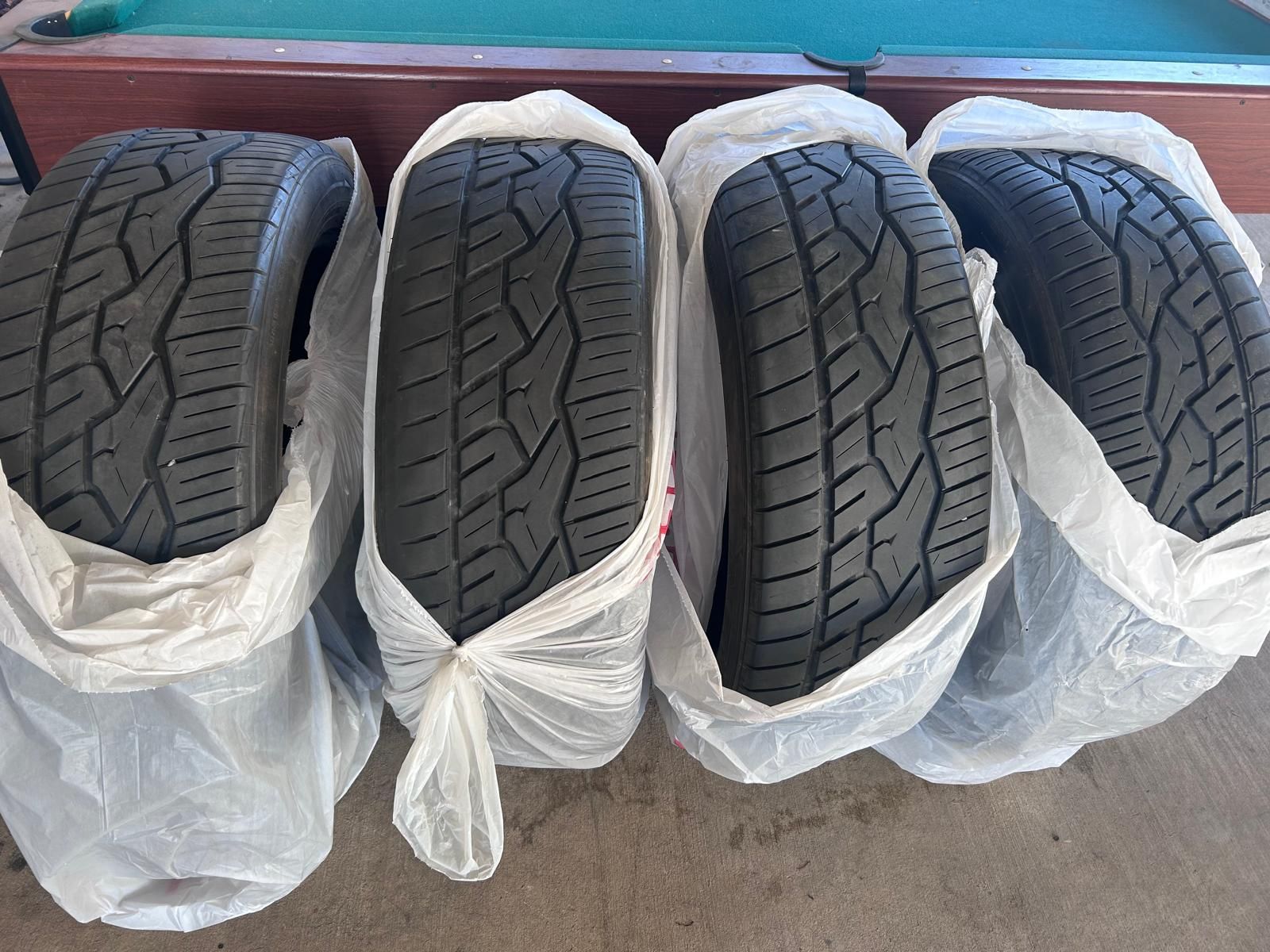 Nitto 420 Tires 275/50r22 Like