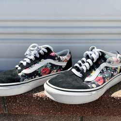 Old Skool Vans Floral & Black Suede Women’s 7, Men’s 4.5