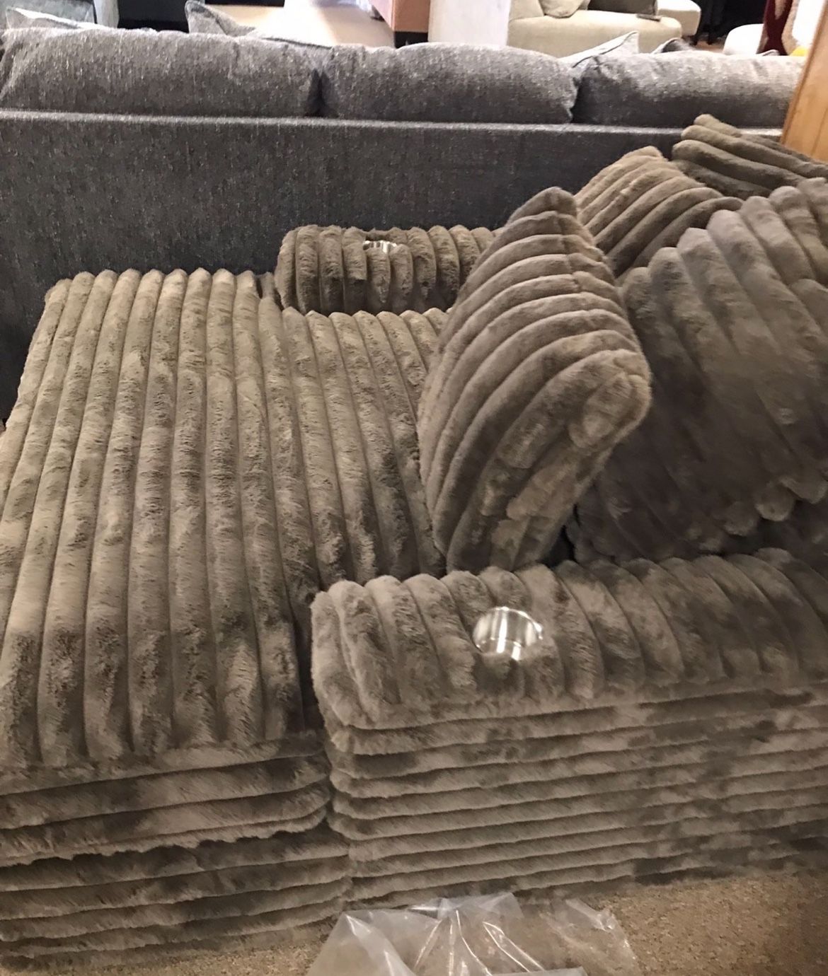 Stylish Cozy Chaise Lounger!