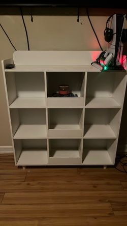 Bookshelf