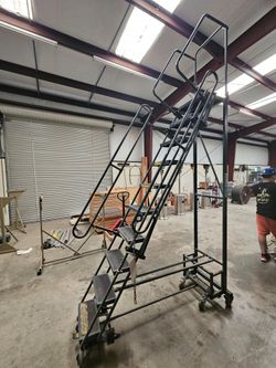 Rolling Steel Safety Stair