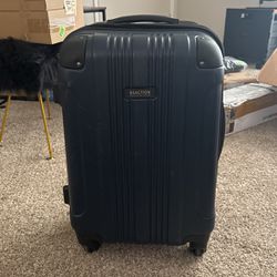 Kenneth Cole Carry On Suitcase