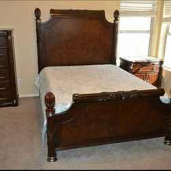 Queen Bedroom Set 4- Pieces