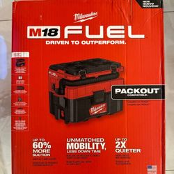 Milwaukee New  Vacuum M18 Fuel Brushless 