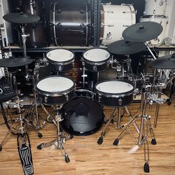 Roland VAD307 V-Drums Electronic Drum Kit