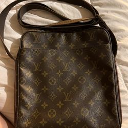 Authentic Louis Vuitton Bag 