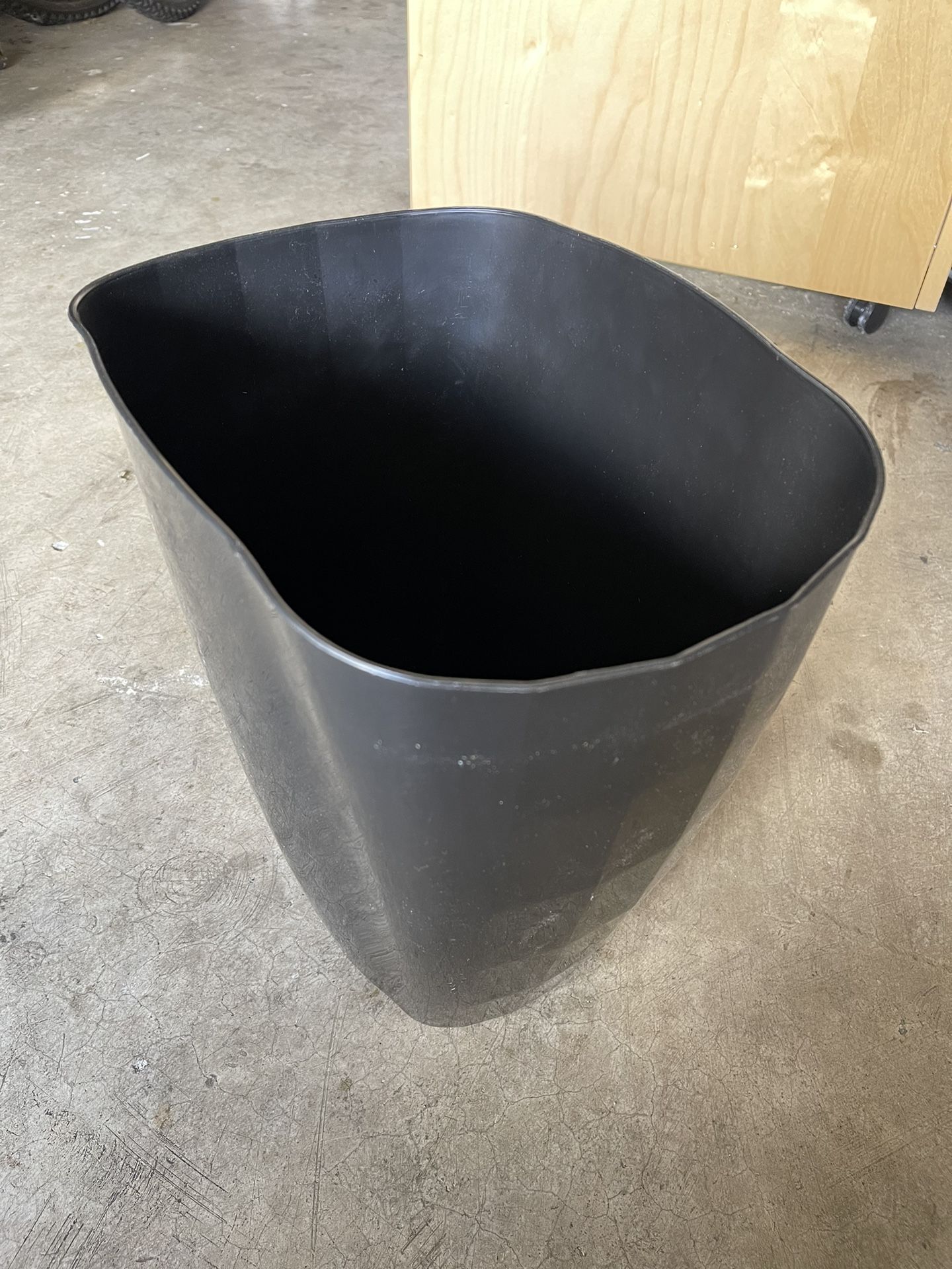 Small garbage can