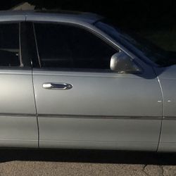 2007 Lincoln Town Car Signature Limited