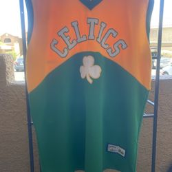 Celtics Green Yellow Stitch Basketball Jersey Majestic Hardwood Classics Boston Size XL