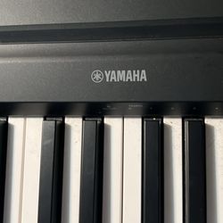 Yamaha P-71 Electric keyboard/Piano