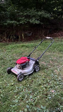 Honda HRR216 SELF PROPELLED Lawnmower! NO BAG! JUST SERVICED! NO LOW OFFERS!