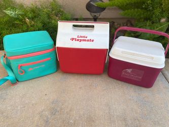 Selling 3 small lunch ice chest $10 each, located in corona  Ozark trail 9”W by 6.5”D and 6”H  Playmate 9”W by 6.5”D and 7”H  Eagle mountain 9”W by 6.