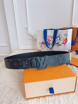 LV Menโs Belt With Box 2026 New