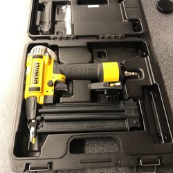 Dewalt Nailer