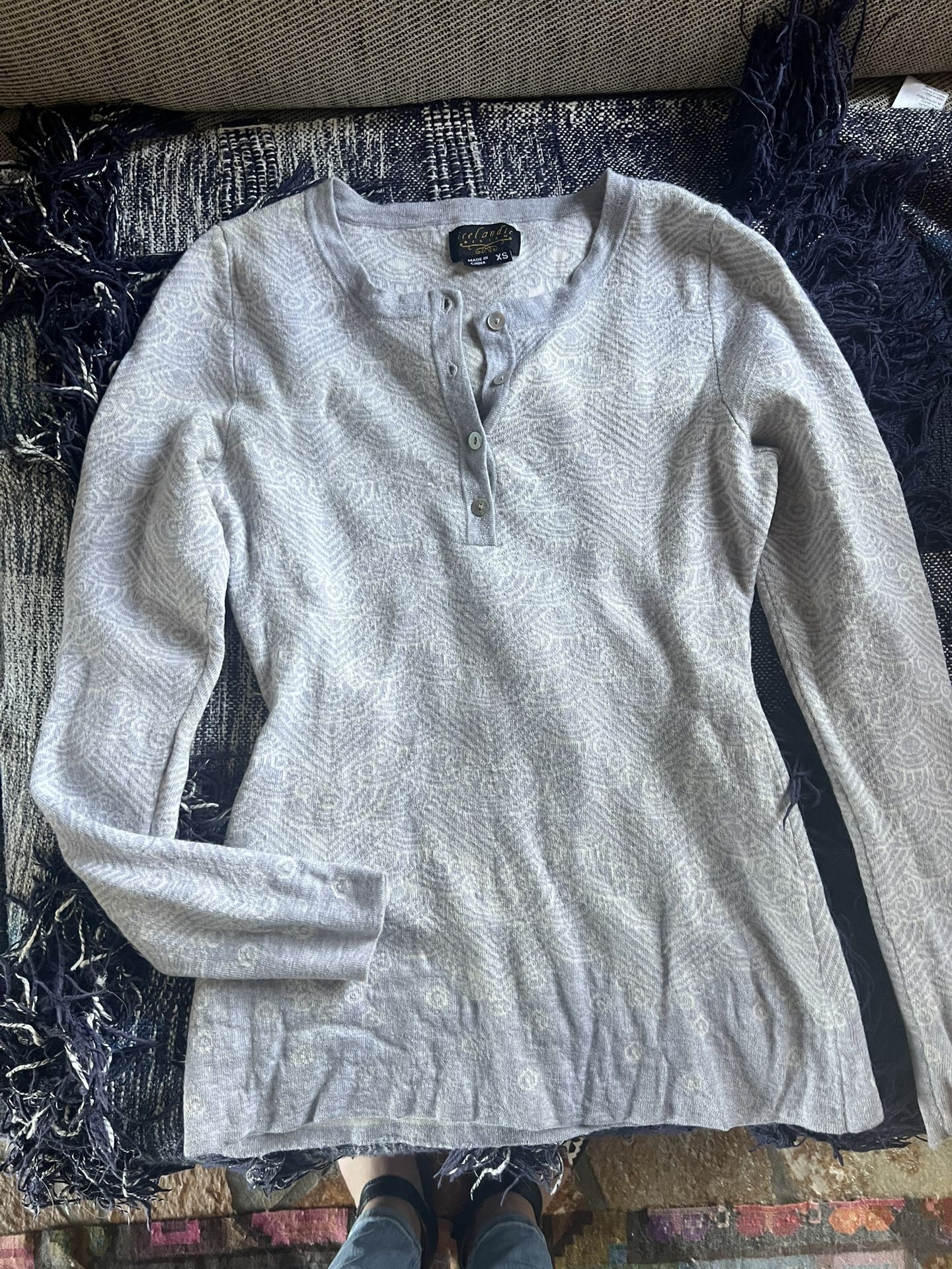 Vintage Icelandic Design Wool Cloud Pattern Henley Sweater Size Small