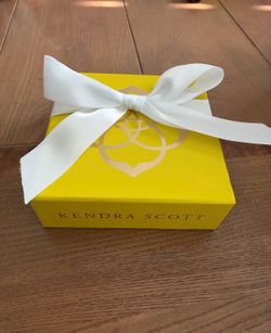 Kendra Scott Lot