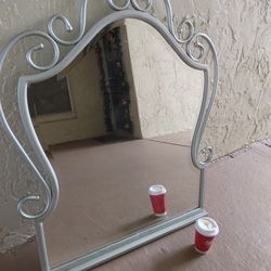 Disney Frozen Mirror 