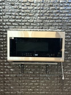 SAMSUNG OVER THE RANGE MICROWAVE w/WARRANTY! R3117A