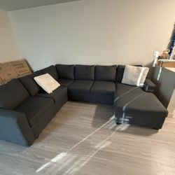 Sectional Couch 