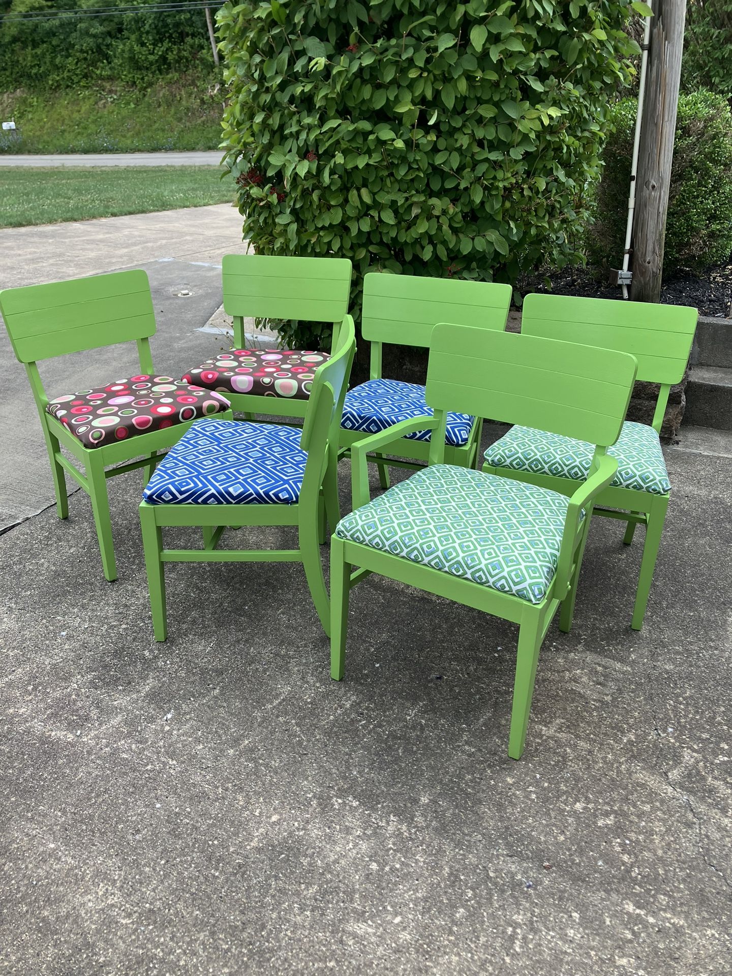6 CHAIRS for $90 OR 2/$40