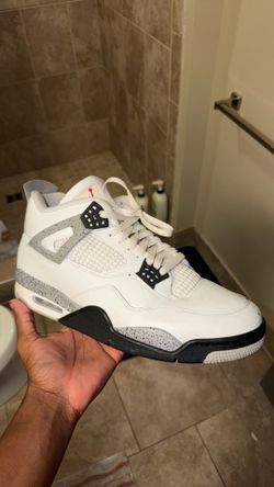 Air Jordan 4 Retro "White Cement" – Size 13 (US)