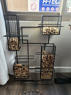 Metal wall wine rack