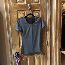 Nike Top