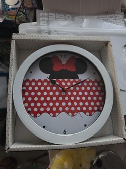 Disney Minnie Mouse Wall Clock