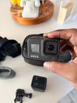 GO PRO 8 BLACK CAMERA BUNDLE