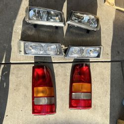 Chevy Silverado Headlights & Taillight 