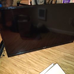 Sharp AQUOS 60" LC-60LE633U LED TV 