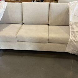 2 Couches 1Chair