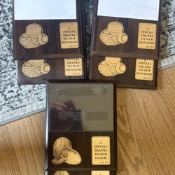 6 Free Plaques For Managers/Coaches 