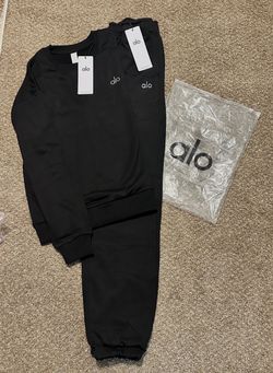 Alo Yoga Black Sweatsuit Set New with Tags