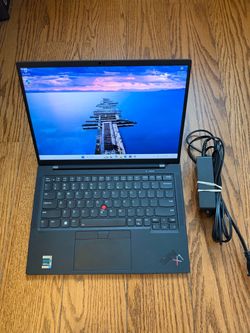 Lenovo Thinkpad X1 Gen 10 16GB RAM 1TB SSD Fully Functional with charger