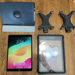 iPad Pro 2nd Gen 256gb / Wi-Fi only *Extras