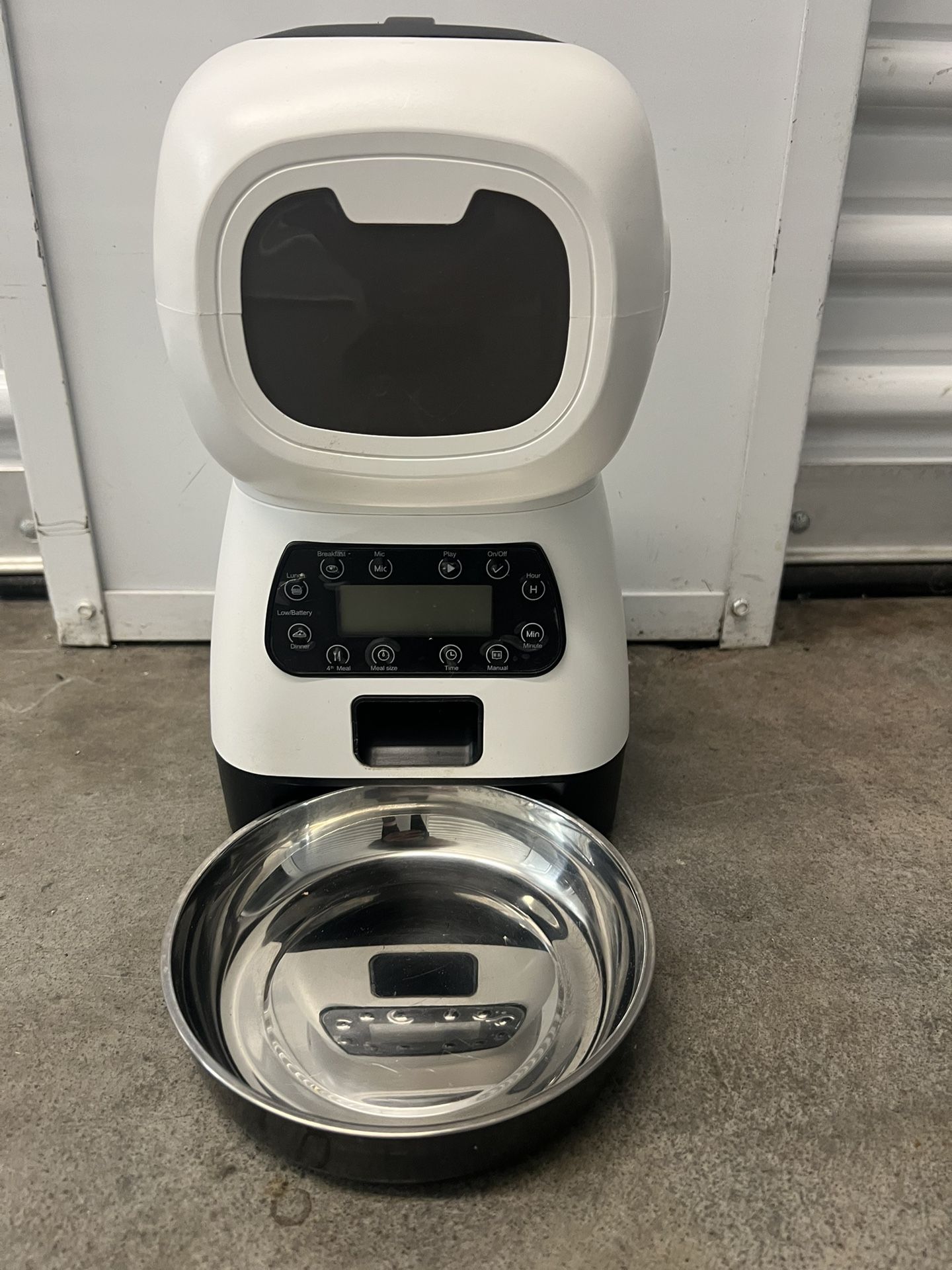 Automatic Pet Food Dispenser