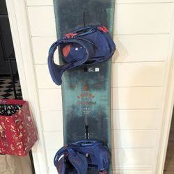 Burton Blunt Tip 157 158 Snowboard W Burton Bindings Sz MED 
