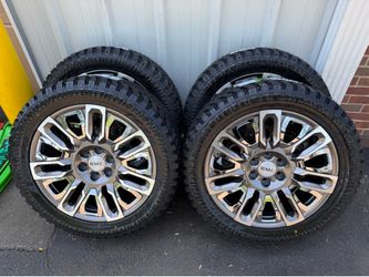NEW 22 inch Gm style wheels wrapped in atturo xt tires 305/45r22 it’s like a 33