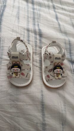 Labubu baby sandals w squeeky noise