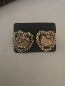 Hello kitty earings